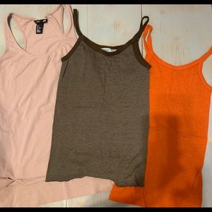 ✨Tank Top Bundle✨